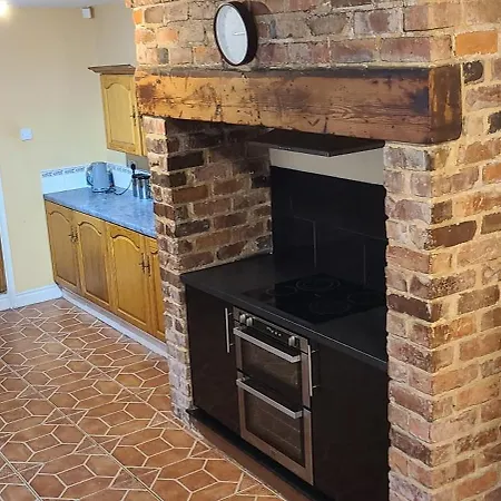 Comfort Near Riverside Stadium 4*