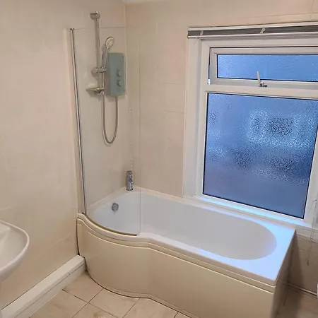 Gasthof Comfort Near Riverside Stadium